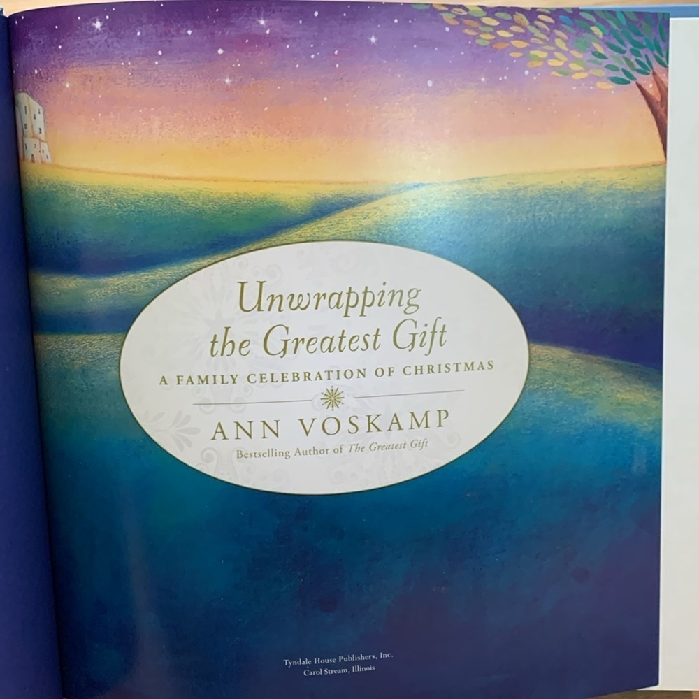 Unwrapping the Greatest Gift by Ann Voskamp A Family Celebration Christmas Book - Picture 5 of 12